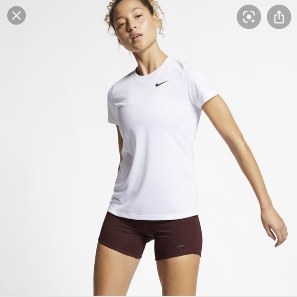 NWT nike swoosh - Picture 1 of 4